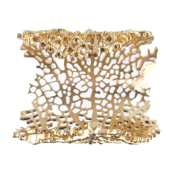 Golden Coral leaf bracelet stunning piece 3.5 inches long. Petite opening 1 inch - Picture 7 of 10